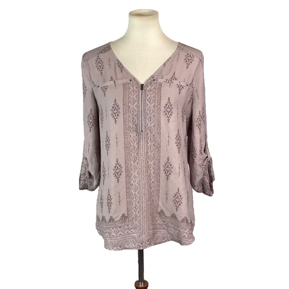 Maurices Aztec print lightweight blouse size M - Picture 1 of 5